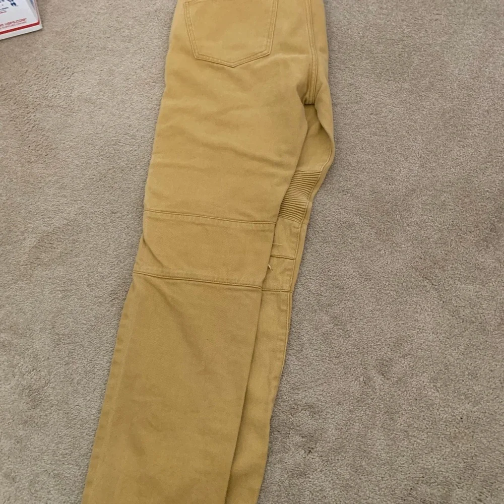 Encrypted Distressed Mustard Yellow Jeans - Picture 4 of 4